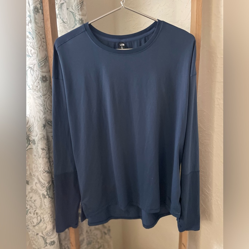 North Face Navy Blue Long Sleeve Shirt  Active Wear